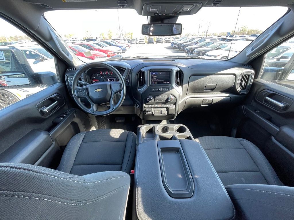 2024 Chevrolet Silverado 2500HD Custom 4X4 / ONE OWNER