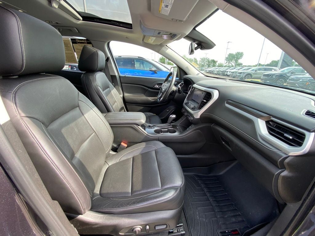 2017 GMC Acadia SLT-2 MOONROOF / REAR DVD ENTERTAINMENT