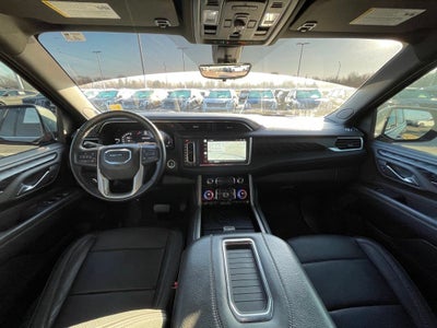2022 GMC Yukon Denali 4X4 / NAV / HEATED SEATS