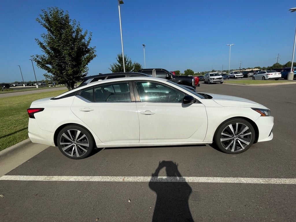 2021 Nissan Altima 2.5 SR BLIND SPOT / POWER DRIVERS SEAT