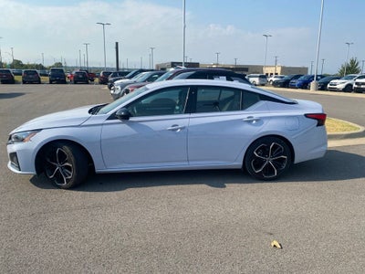 2025 Nissan Altima 2.5 SR