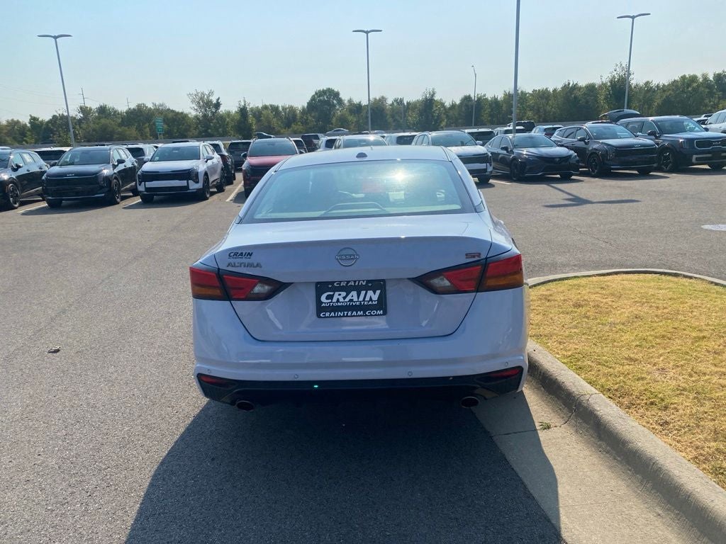 2025 Nissan Altima 2.5 SR