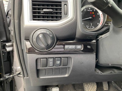 2018 Nissan Titan SV 4X4 / NAV / HEATED SEATS