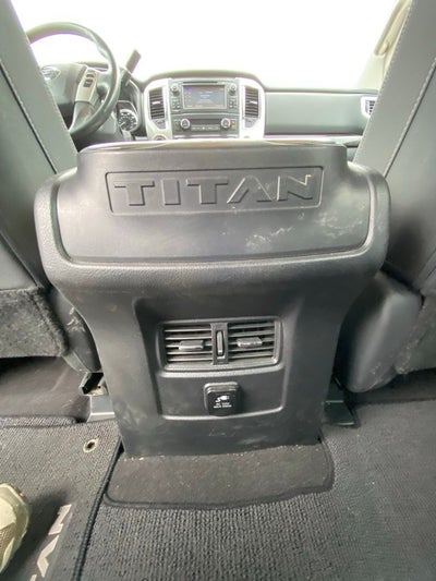 2018 Nissan Titan SV 4X4 / NAV / HEATED SEATS