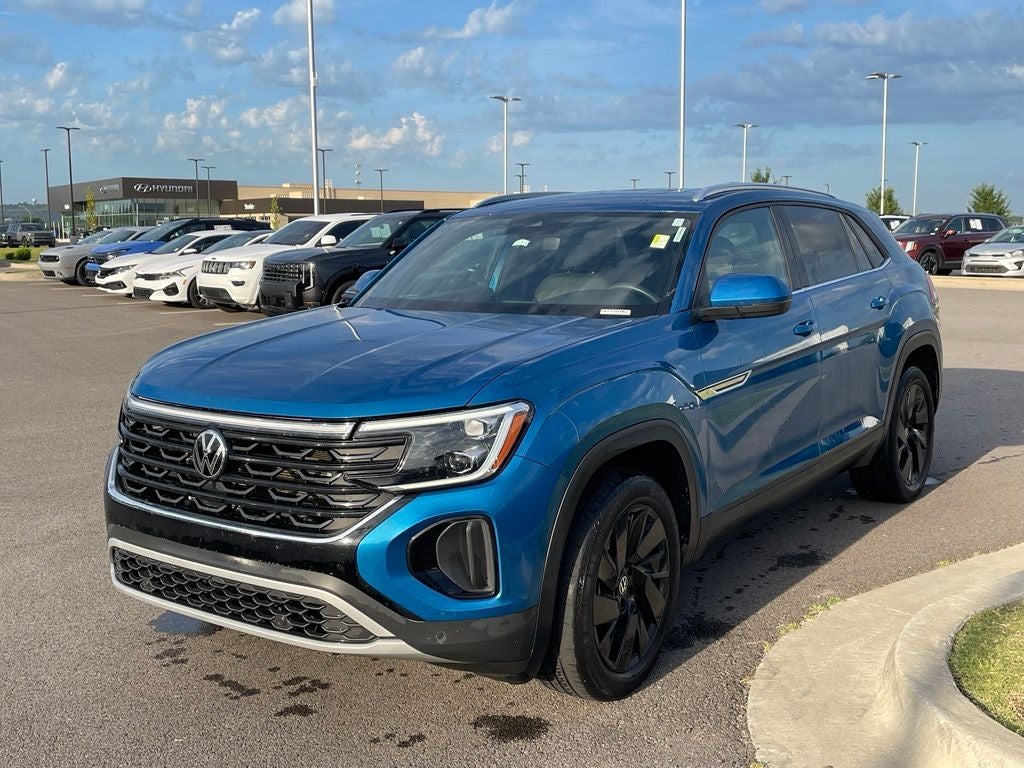 2024 Volkswagen Atlas Cross Sport 2.0T SE w/Technology