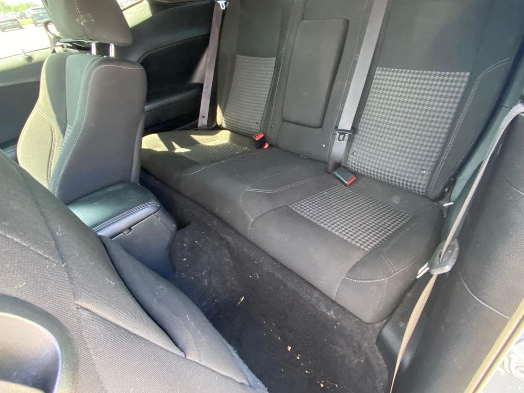 2021 Dodge Challenger SXT ONE OWNER / CLEAN CARFAX
