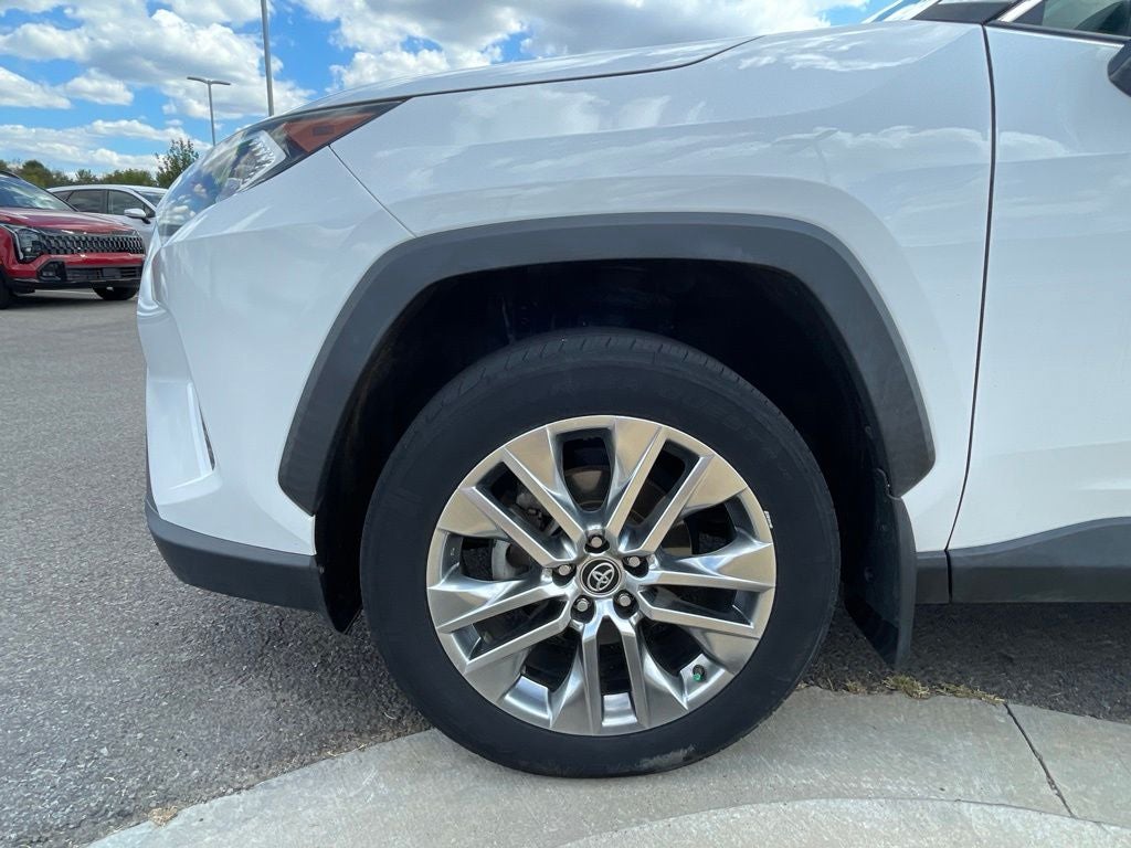 2020 Toyota RAV4 XLE Premium