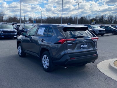 2024 Toyota RAV4 LE ONE OWNER / AWD