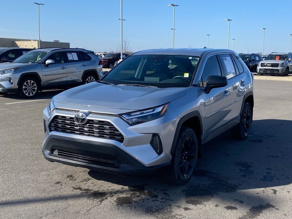 2024 Toyota RAV4 LE