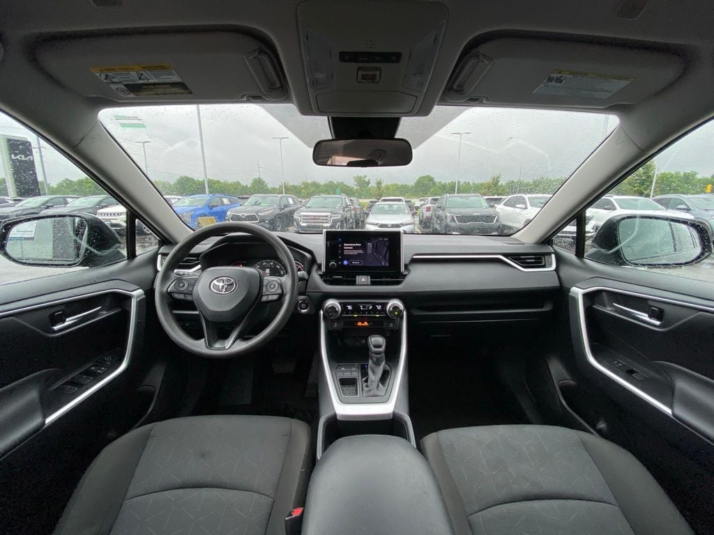 2025 Toyota RAV4 XLE ONE OWNER