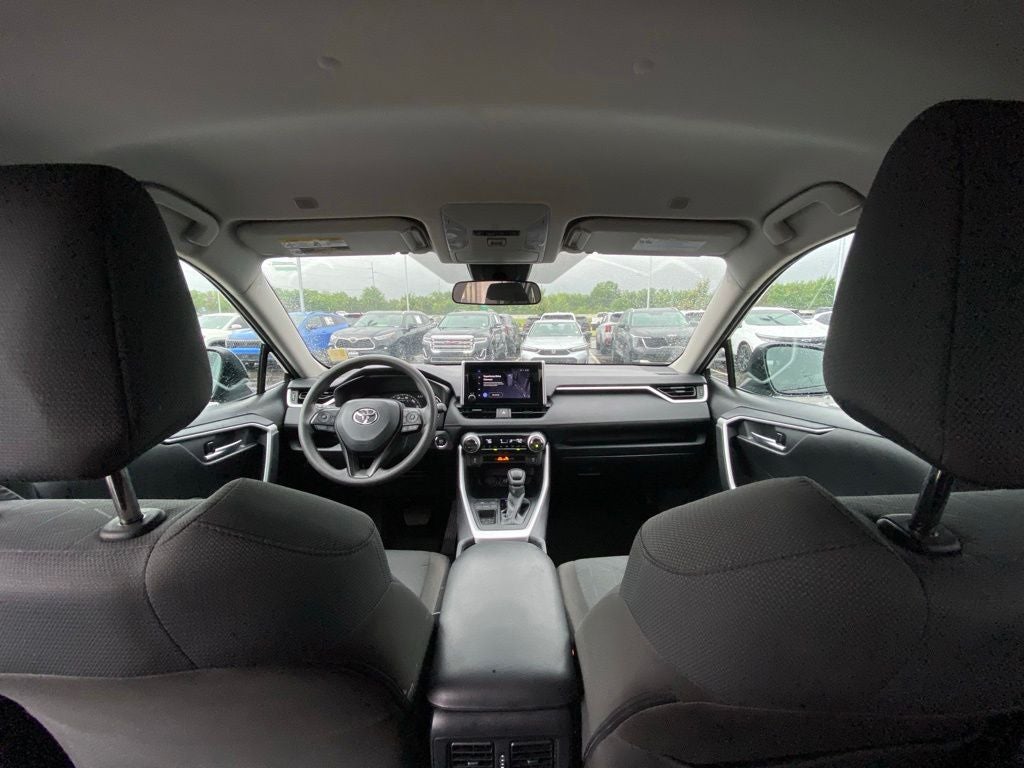 2025 Toyota RAV4 XLE ONE OWNER