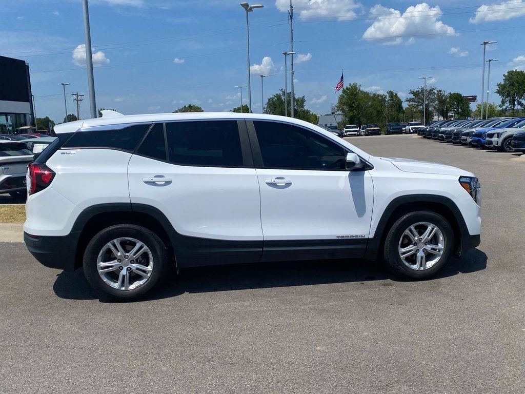 2023 GMC Terrain SLE ONE OWNER / CLEAN CARFAX