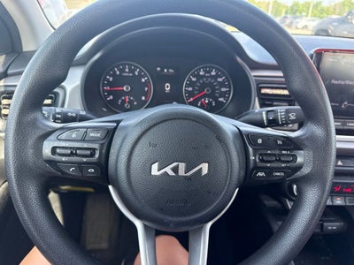2023 Kia Rio S TECH PACK / ONE OWNER