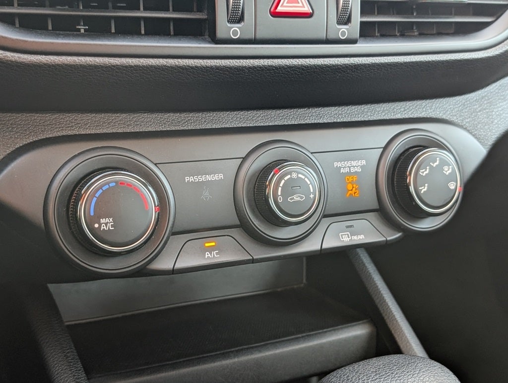 2023 Kia Forte LXS CPO / ONE OWNER