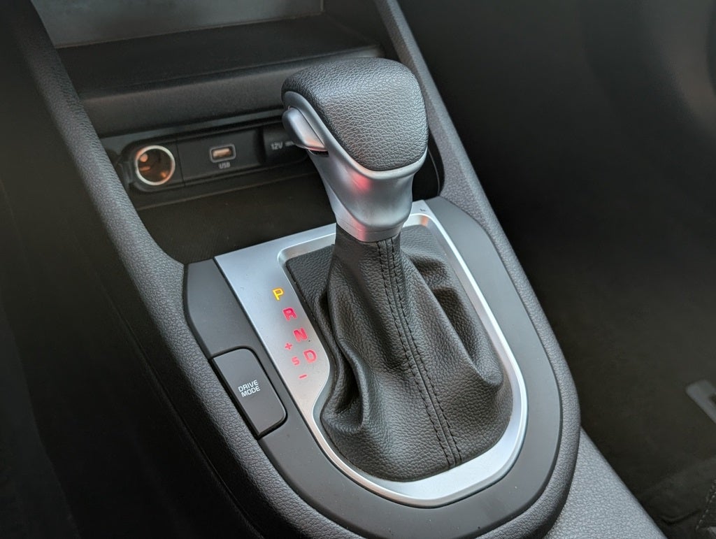 2023 Kia Forte LXS CPO / ONE OWNER