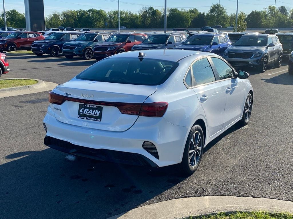 2024 Kia Forte LXS CPO / TECH PACKAGE
