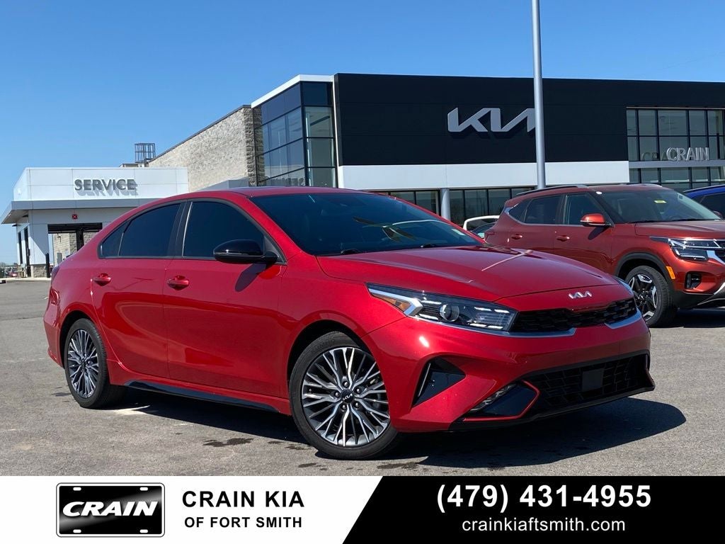 2024 Kia Forte GT-Line SUNROOF / HEATED SEATS / NAV