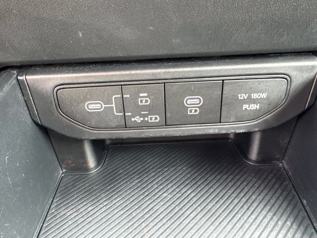 2025 Kia K4 LX ONE OWNER / CLEAN CARFAX