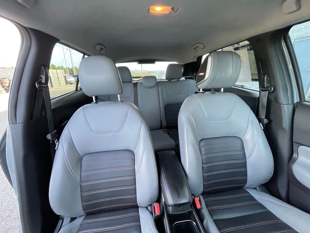 2021 Nissan Kicks SR BOSE AUDIO / CLEAN CARFAX / HEATED SEATS