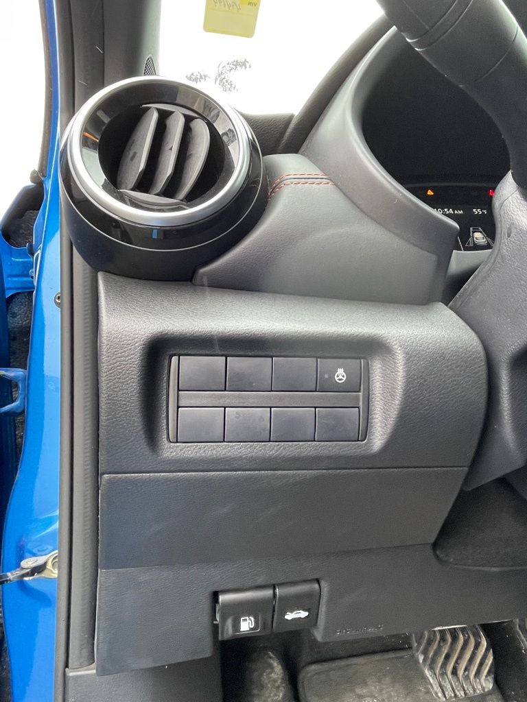 2024 Nissan Kicks SR HEATED SEATS / ONE OWNER