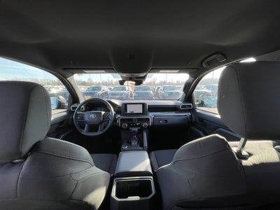 2024 Toyota Tacoma SR5 RWD / ONE OWNER / CLEAN CARFAX
