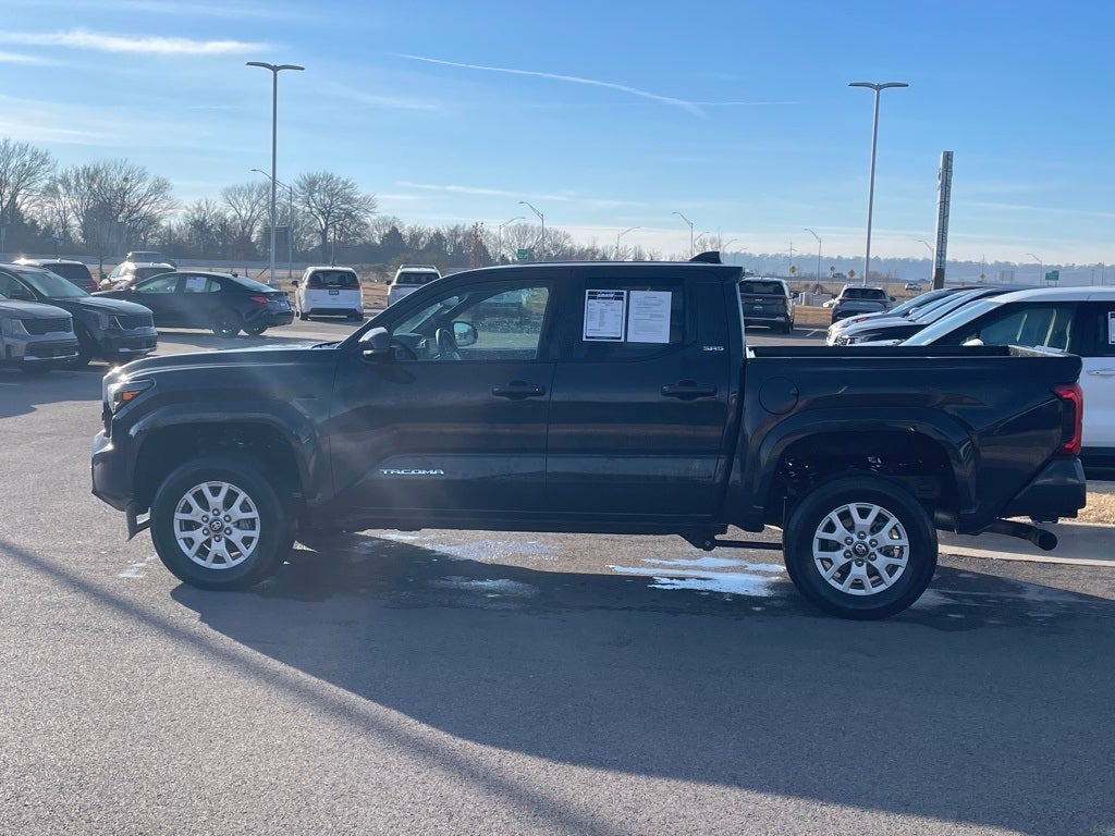 2024 Toyota Tacoma SR5 RWD / ONE OWNER / CLEAN CARFAX