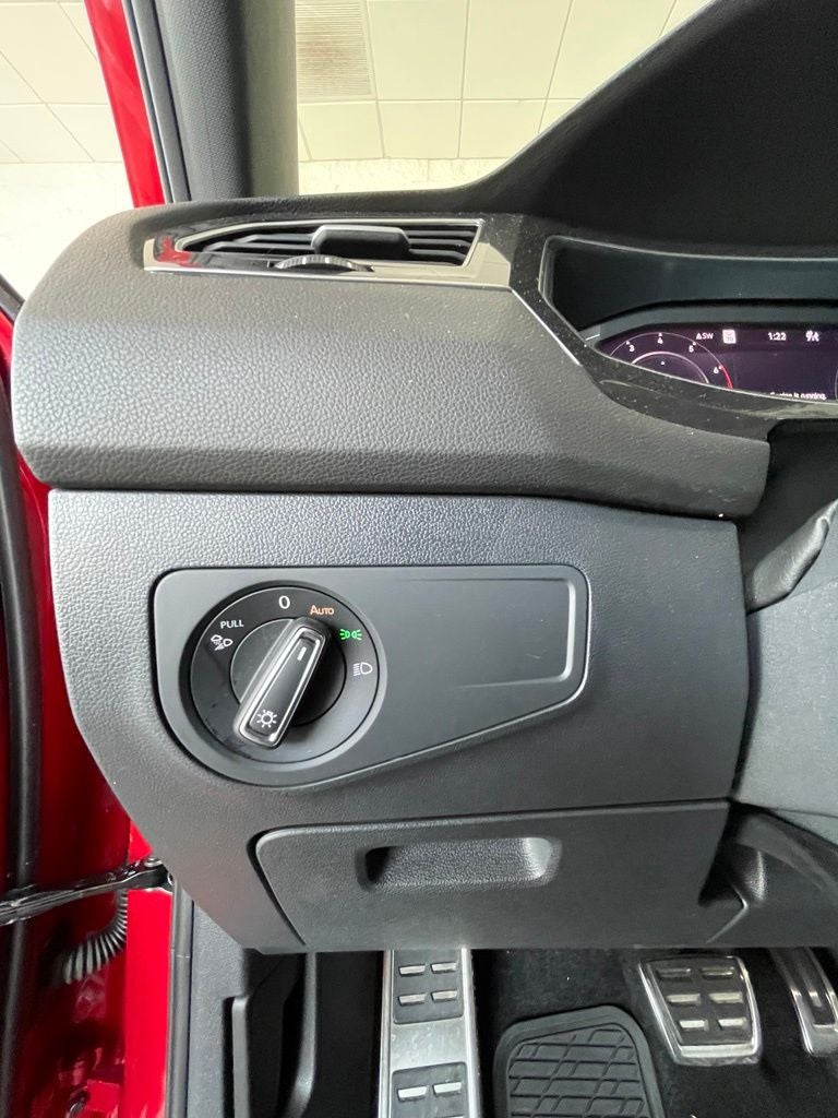 2024 Volkswagen Tiguan 2.0T SEL R-Line