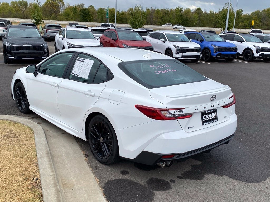 2025 Toyota Camry SE ONE OWNER / CLEAN CARFAX