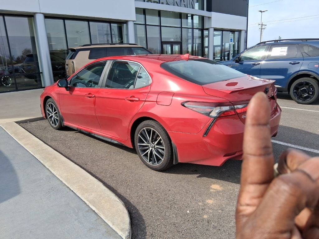 2021 Toyota Camry SE