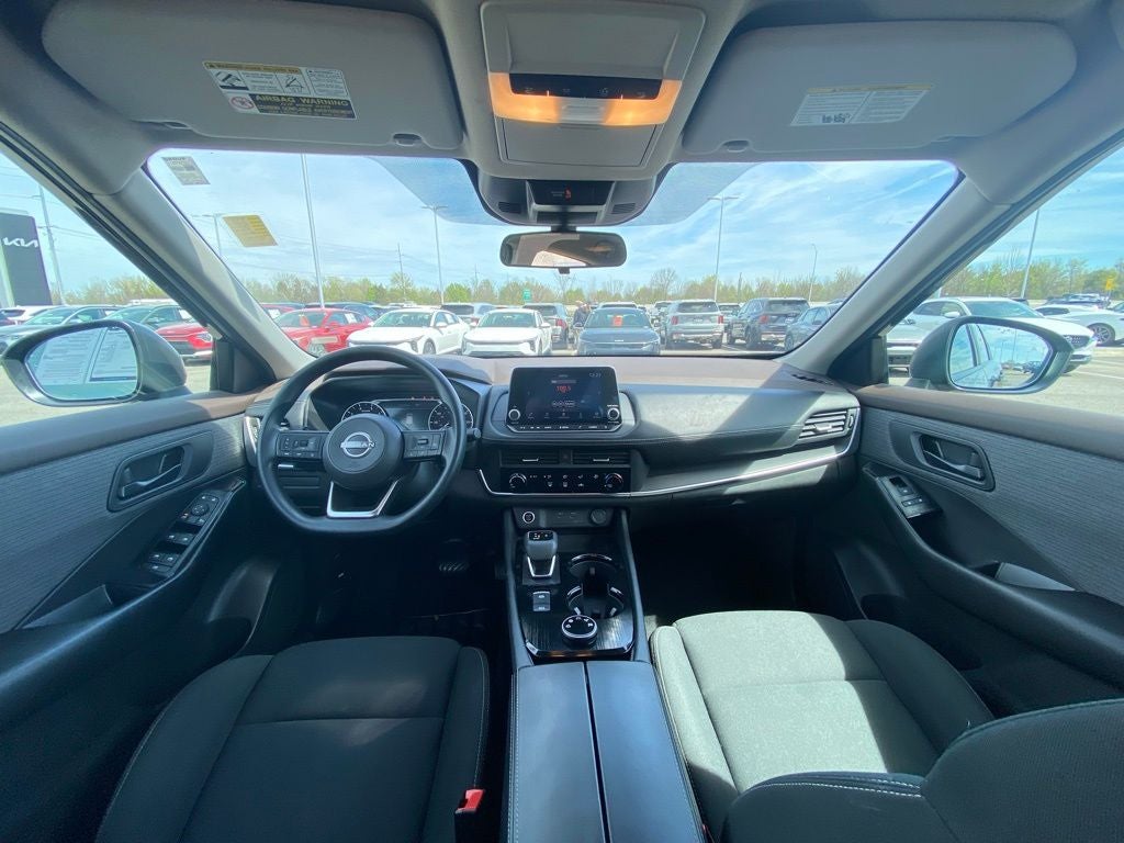 2023 Nissan Rogue S ONE OWNER / AWD