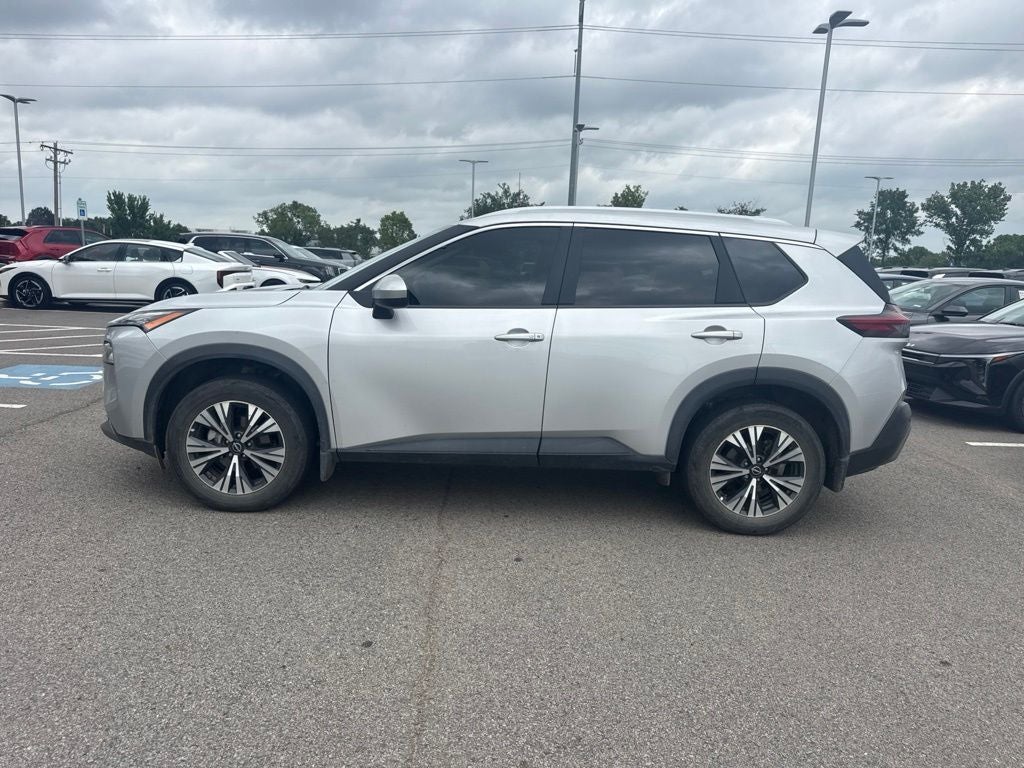 2023 Nissan Rogue SV SUNROOF / HEATED SEATS