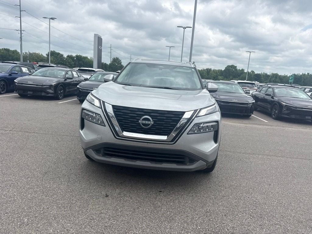 2023 Nissan Rogue SV SUNROOF / HEATED SEATS
