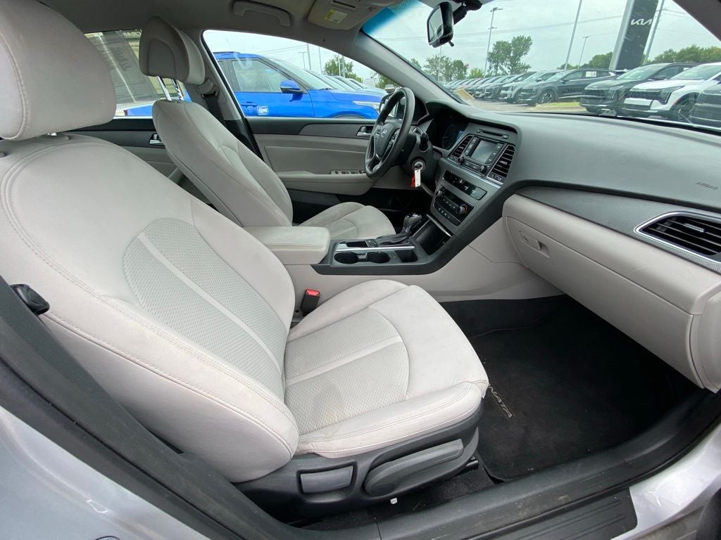 2015 Hyundai SONATA SE LOW PAYMENTS