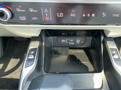 2025 Kia Sorento S MOONROOF / ONE OWNER / HEATED SEATS