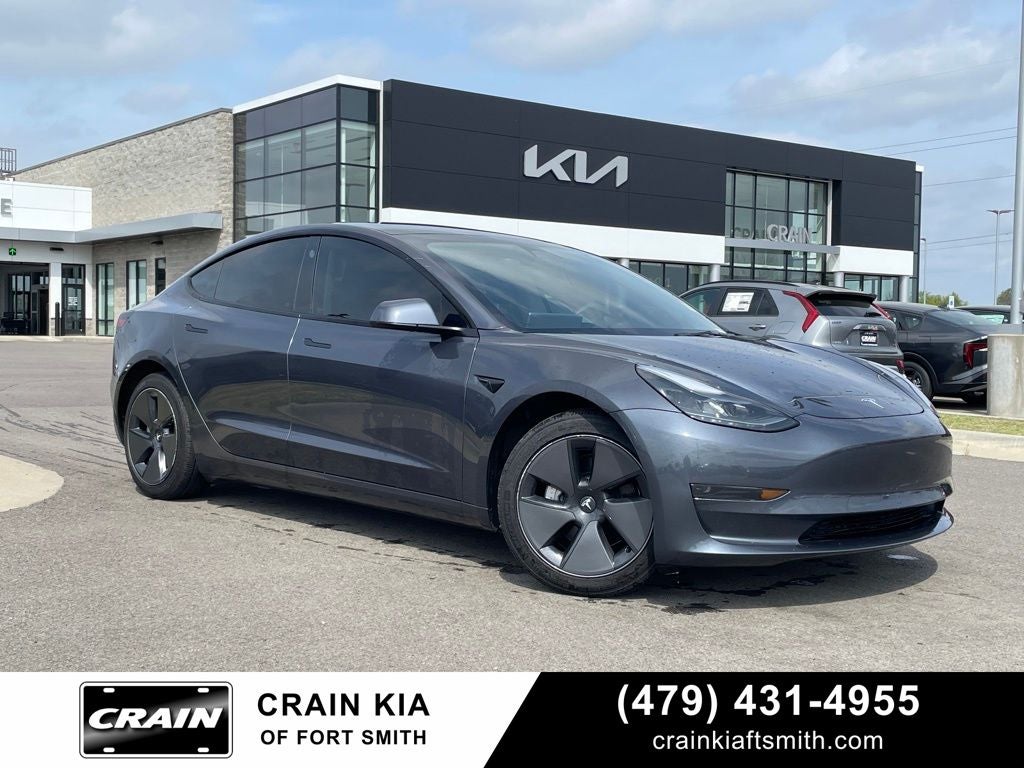 2023 Tesla Model 3 Base