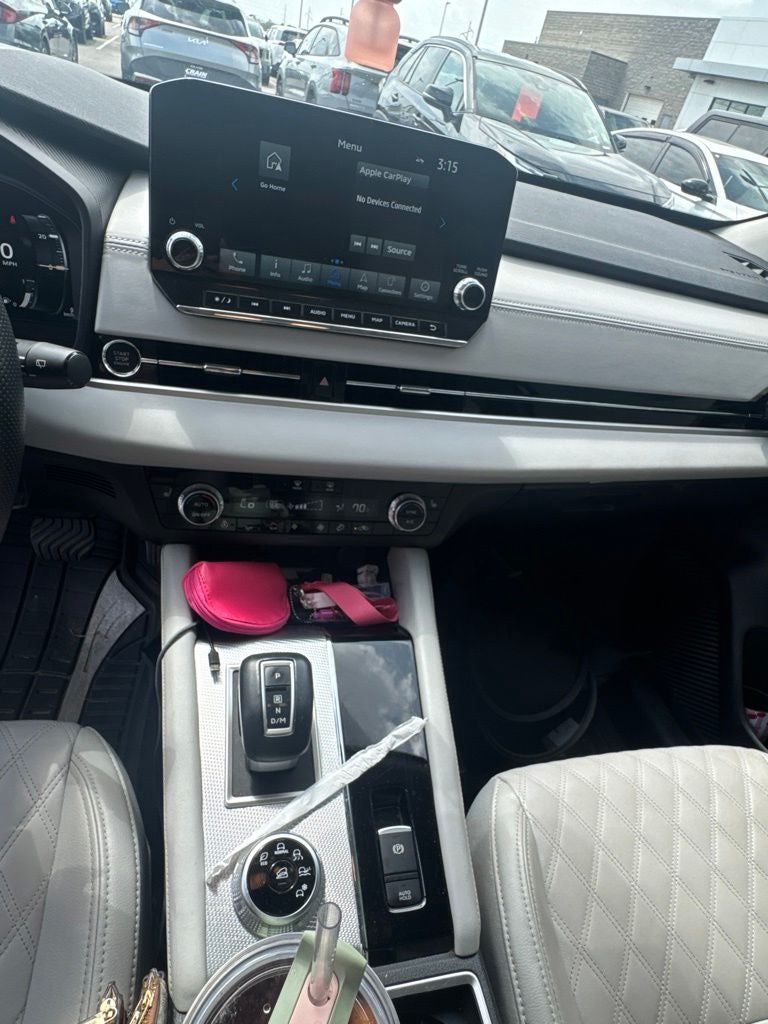 2024 Mitsubishi Outlander SEL HEATED SEATS / POWER LIFT GATE