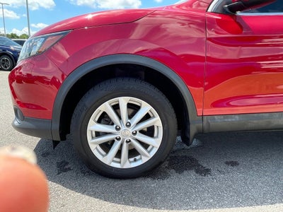2018 Nissan Rogue Sport SV