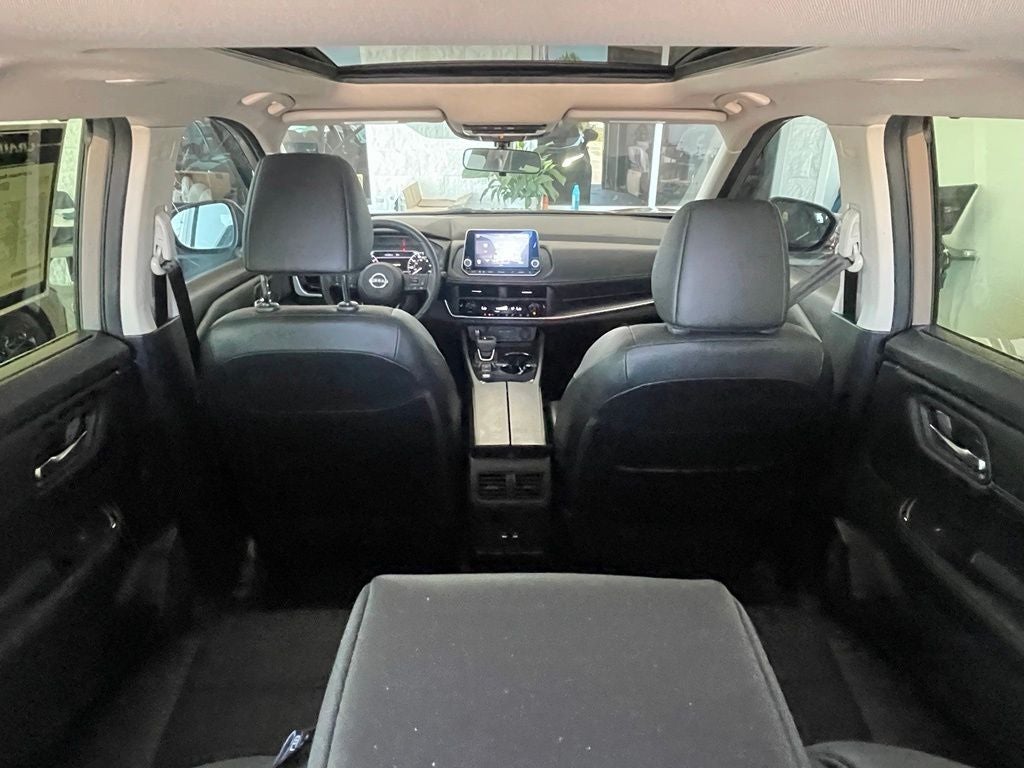 2024 Nissan Rogue SV PREMIUM PACKAGE / MOONROOF / LEATHER