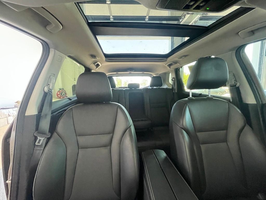 2024 Nissan Rogue SV PREMIUM PACKAGE / MOONROOF / LEATHER