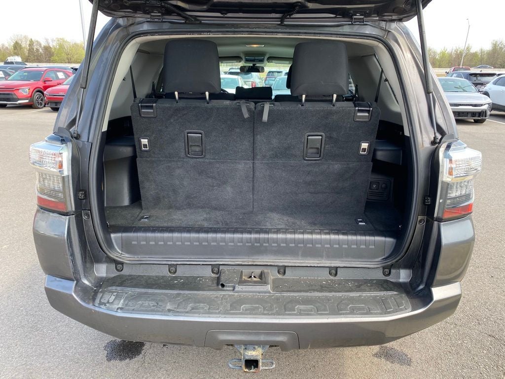 2017 Toyota 4Runner SR5 NAV / POWER DRIVERS SEAT