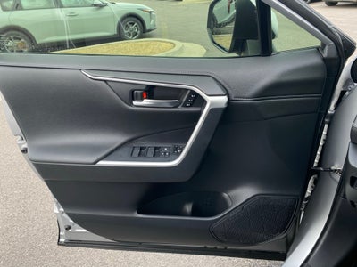 2019 Toyota RAV4 Limited AWD / LEATHER / SUNROOF