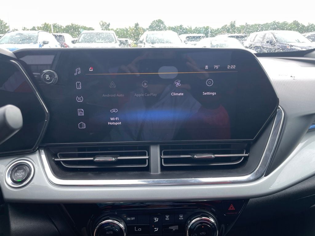 2025 Chevrolet Trax LT ONE OWNER / HEATED SEATS