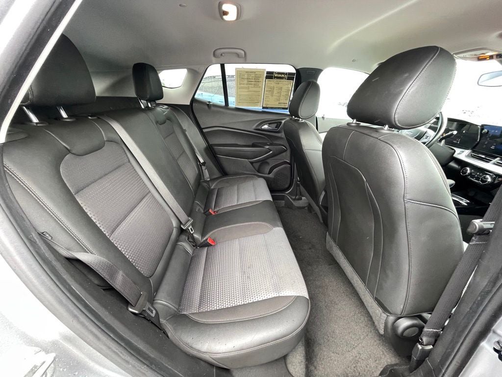 2025 Chevrolet Trax LT ONE OWNER / HEATED SEATS