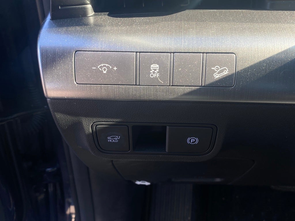 2025 Hyundai KONA Limited MOONROOF / HEATED SEATS / NAV