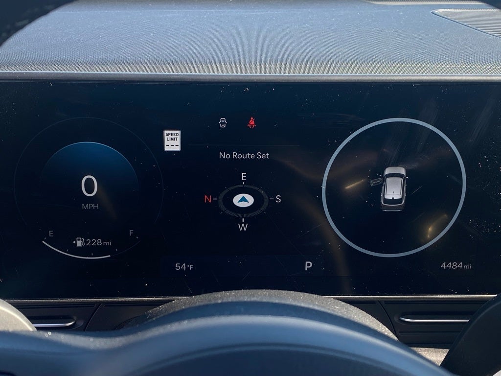 2025 Hyundai KONA Limited MOONROOF / HEATED SEATS / NAV