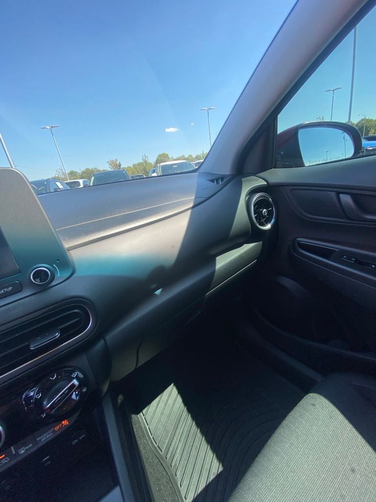 2023 Hyundai KONA SEL ONE OWNER / CLEAN CARFAX