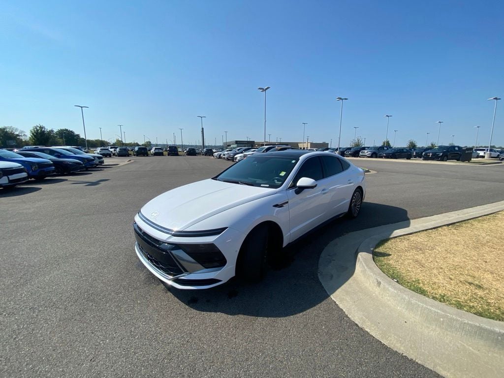 2025 Hyundai SONATA HYBRID Limited