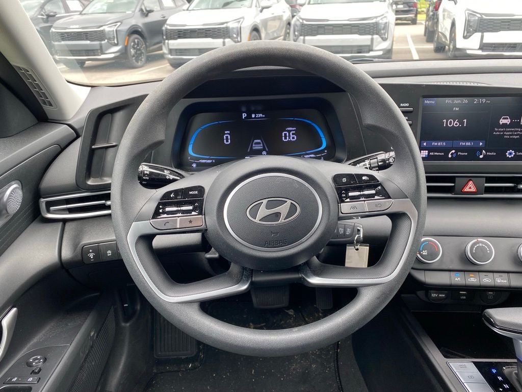 2025 Hyundai ELANTRA SE CLEAN CARFAX