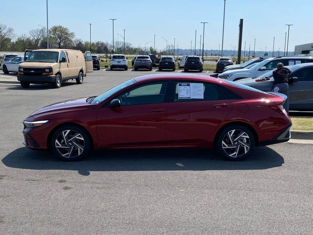 2025 Hyundai ELANTRA SEL Sport CLEAN CARFAX / ONE OWNER