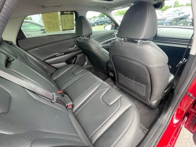 2024 Hyundai ELANTRA Limited NAV / CLEAN CARFAX